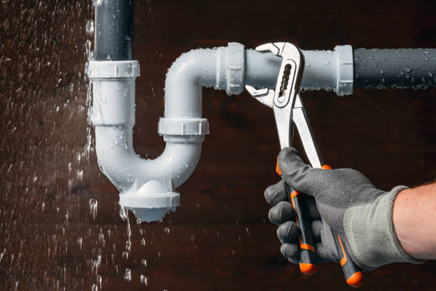 Professional Drain Cleaning technician working in Earl, NC